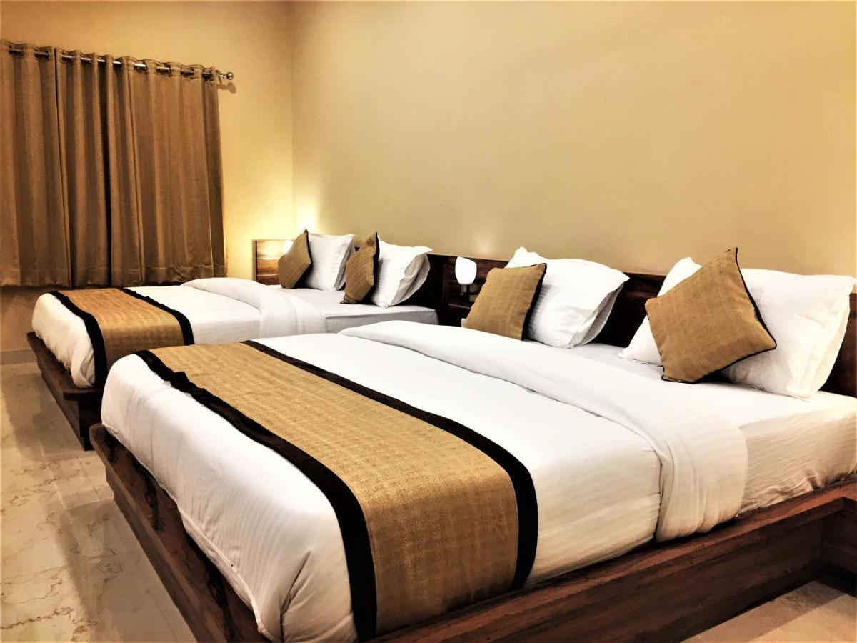 Hotel Bharat Kota  Kültér fotó