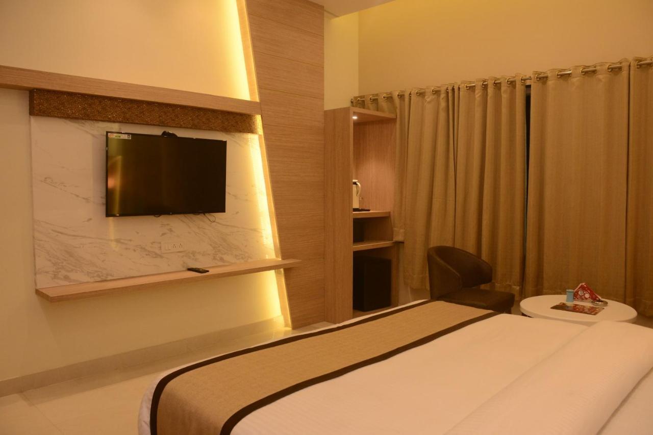 Hotel Bharat Kota  Kültér fotó